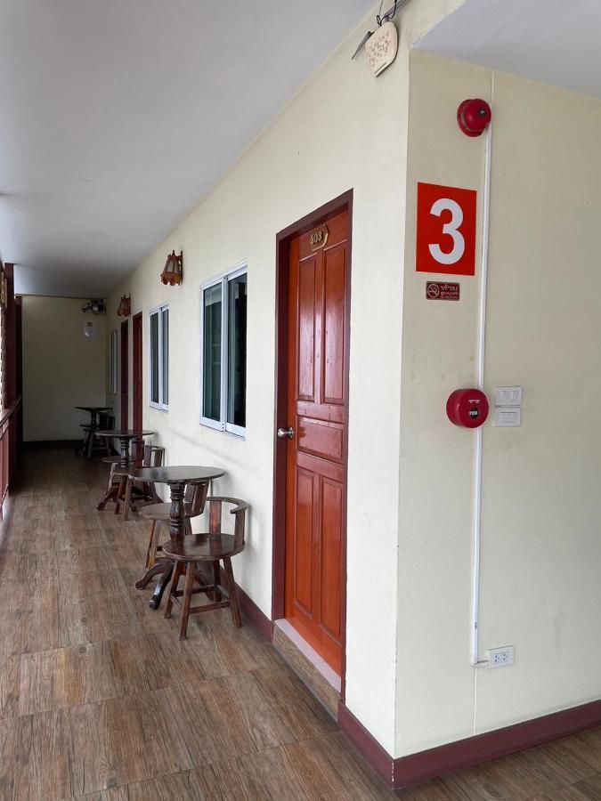 Pudsadee Hotel Chiang Mai Bagian luar foto