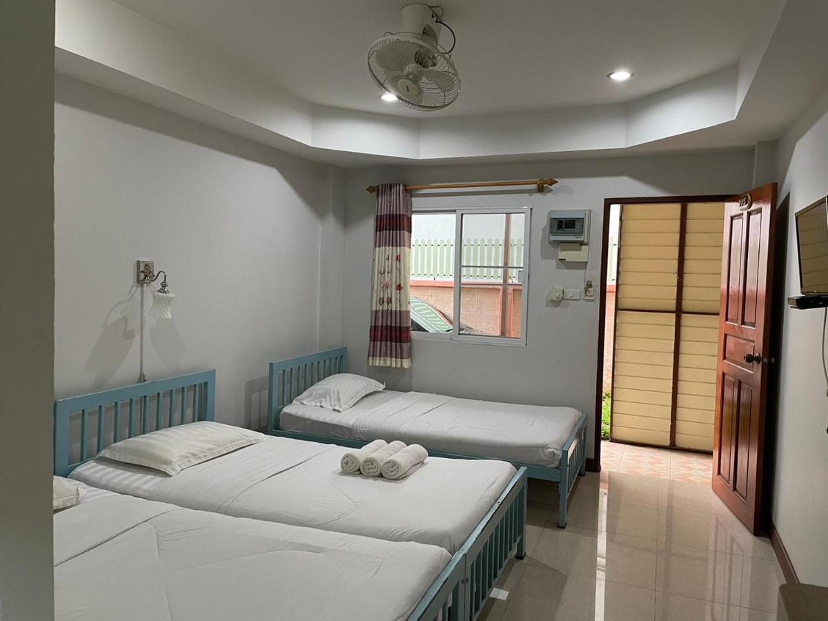 Pudsadee Hotel Chiang Mai Bagian luar foto