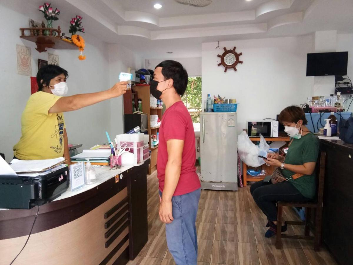 Pudsadee Hotel Chiang Mai Bagian luar foto